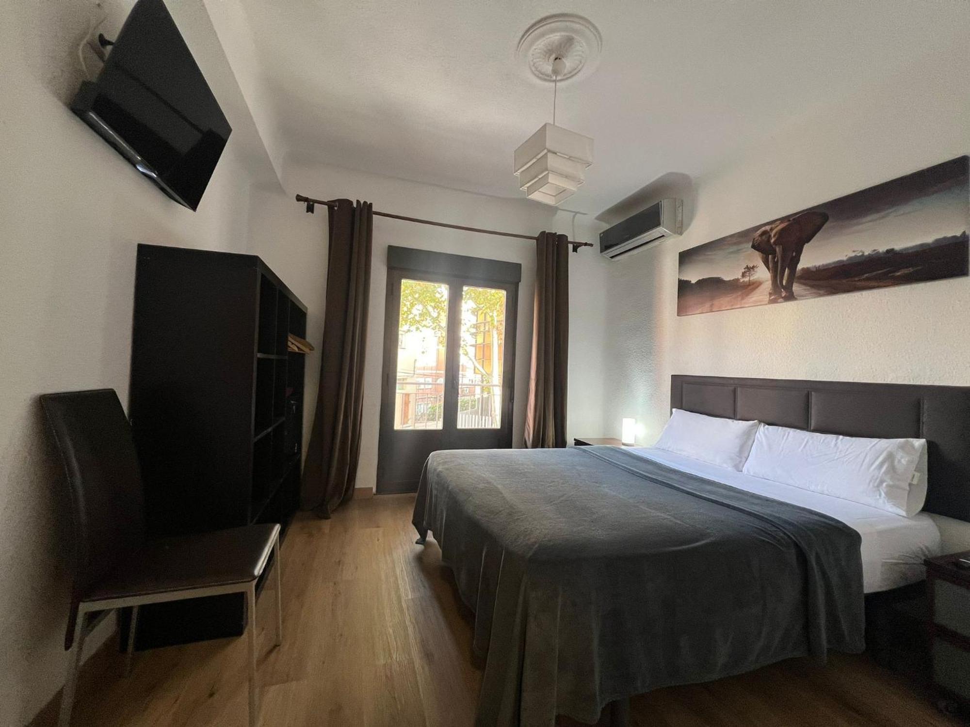 Hello Madrid Hotel ภายนอก รูปภาพ